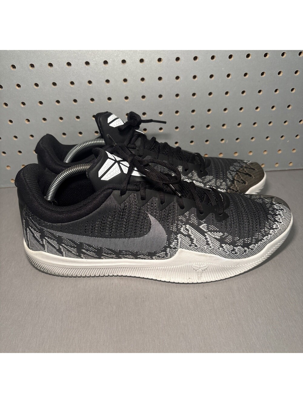 Nike Kobe Mamba Rage Anthracite Basketball Shoes Mens Sz 13 Black White Athletic
